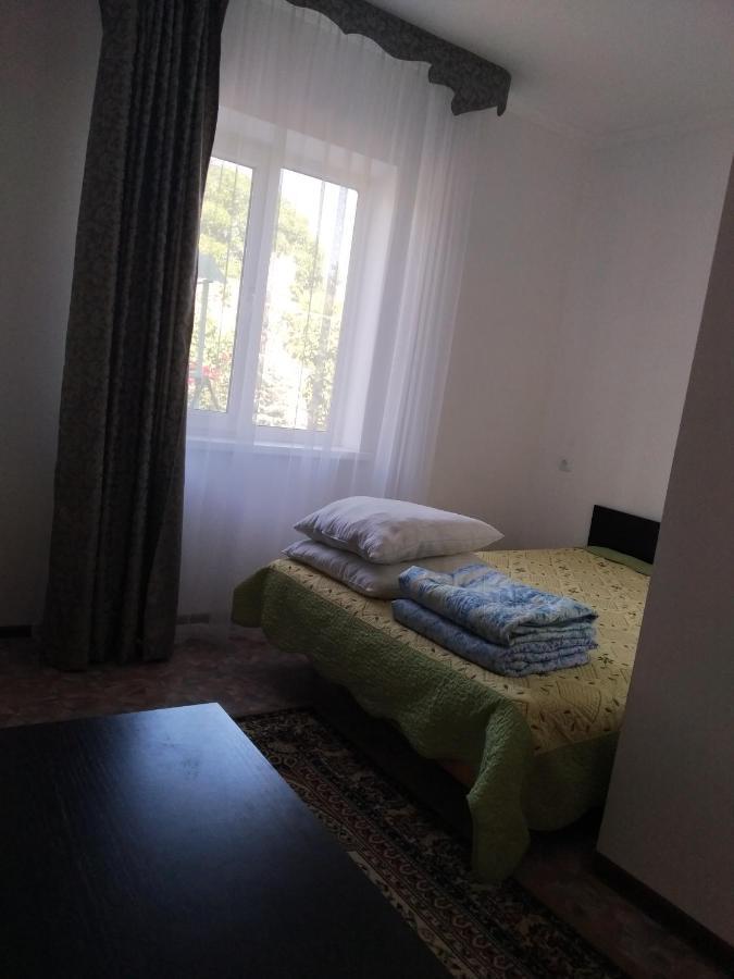 Guest House Arbat Cholpon-Ata Esterno foto