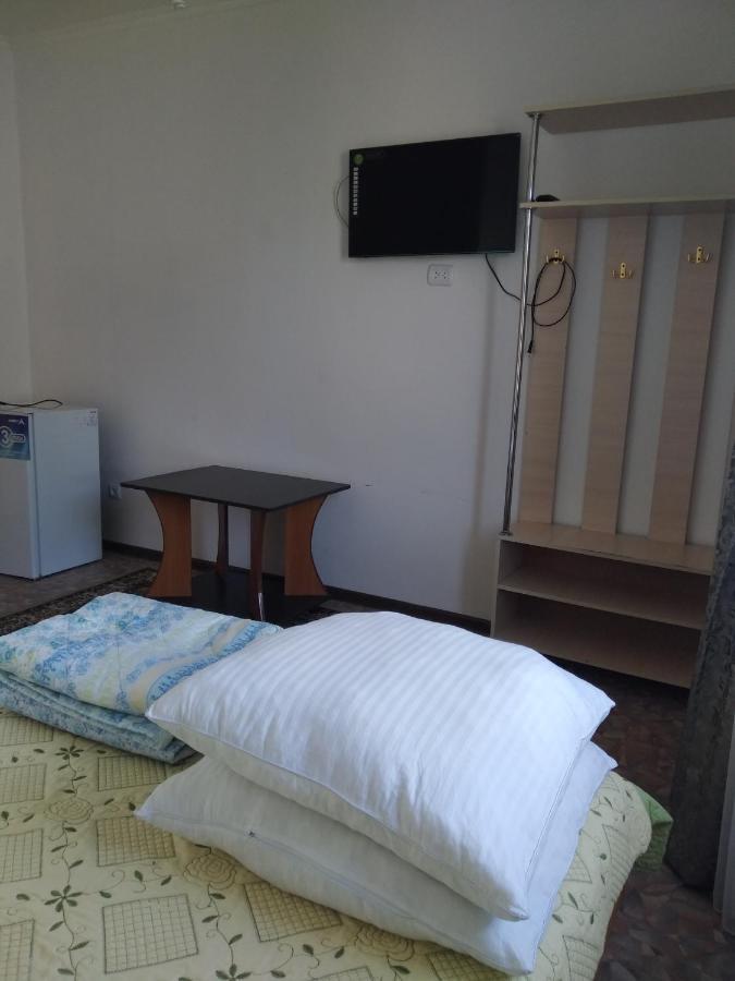 Guest House Arbat Cholpon-Ata Esterno foto