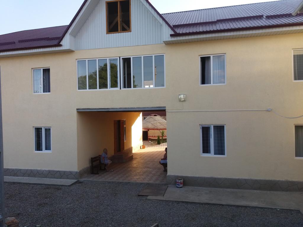 Guest House Arbat Cholpon-Ata Esterno foto