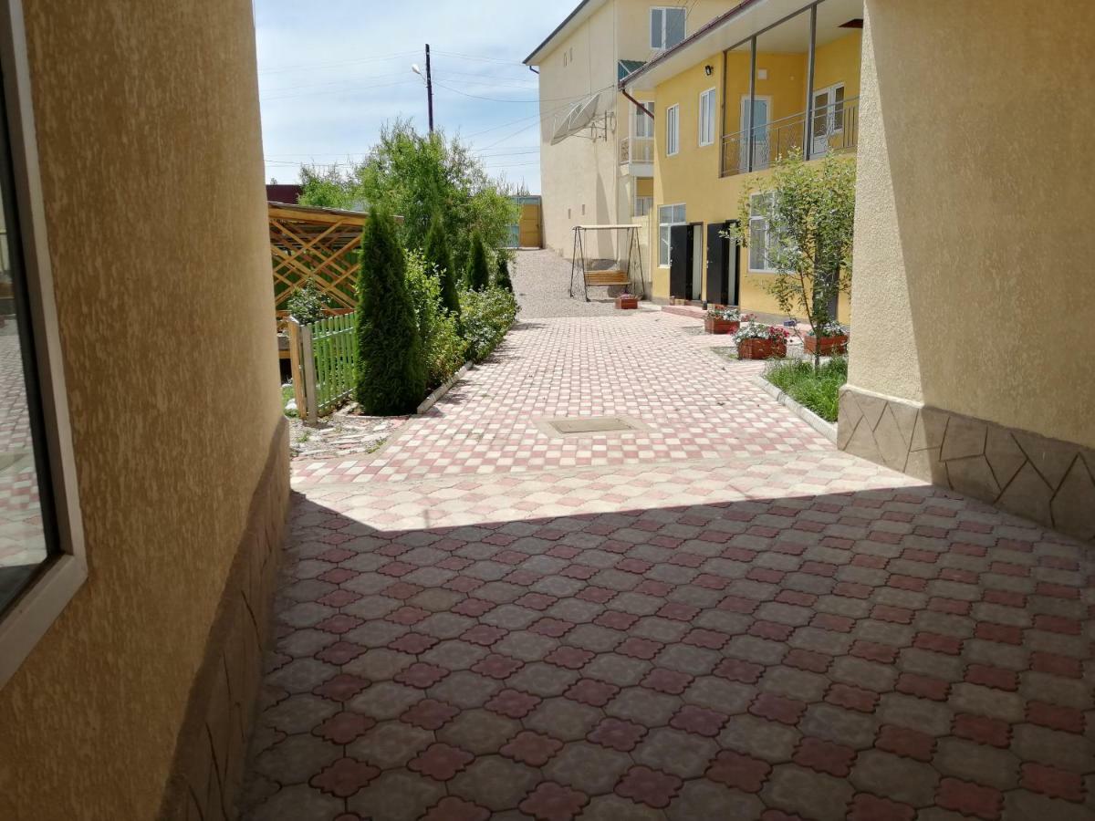 Guest House Arbat Cholpon-Ata Esterno foto