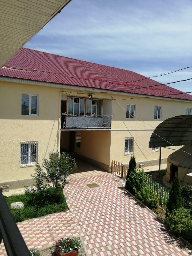 Guest House Arbat Cholpon-Ata Esterno foto